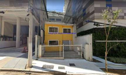 Loja 130m², 08 salas, 03 banheiros e 04 vagas na garagem.  Excelente localização á 5 minutos andando para a estação do metrô Consolação; Entre as Ruas