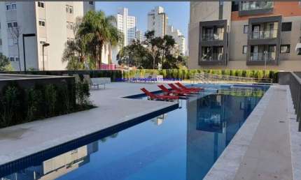 Condomínio com portaria, segurança 24hrs, piscina adulto e infantil, salão de festa, playground, hidromassagem, brinquedoteca e academia.