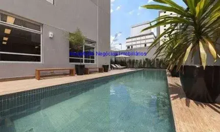 Apartamento studio 40m², 01 dormitório (sendo suíte), 01 banheiro e 01 vaga de garagem.  condomínio com portaria, segurança 24hrs, piscina.
