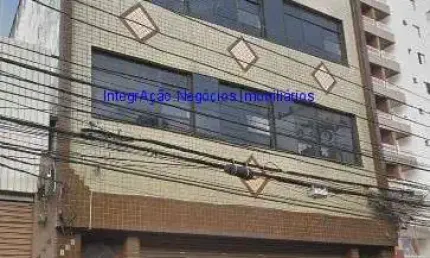 Prédio comercial 980m², térreo com 408m², salão livre, 02 wc masculino e 2 bwc feminino; 1º pavimento 392m²,  salão livre,  02 wc masculino.