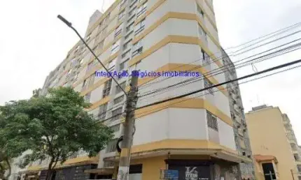 Condomínio com zelador e elevador.  excelente localização á 8 minutos andando para a estação de metro higienópolis-mackenzie ;