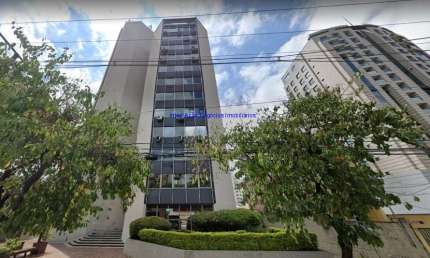 Conjunto Comercial 190m², 02 copas, 03 banheiros e 04 vagas na garagem.  Condomínio com recepção e segurança 24hrs.  Excelente localização