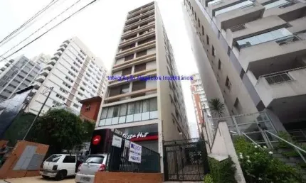 Apartamento 115m², 02 dormitórios, 02 banheiros e 01 vaga na garagem.   condomínio com portaria e segurança 24hrs.  excelente localização