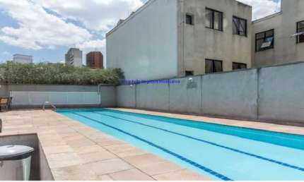 Apartamento 29m², 01 dormitório, 01 banheiro e 01 vaga na garagem.  Condomínio com portaria, segurança 24hrs, piscina, sauna, sala de ginástica.