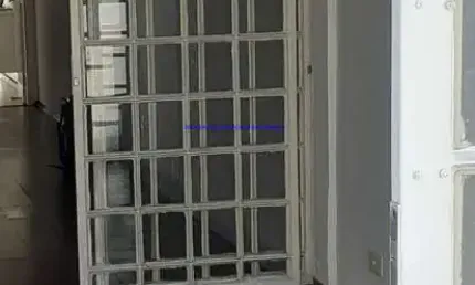 Casa 105m², 03 dormitórios, 04 banheiros e 02 vagas na garagem.  Excelente localização entre as Ruas Boquim, Atimba e Doutor Luís Augusto de Queirós