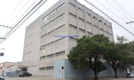 Prédio Comercial 9.313m², 06 lajes, 27 banheiros e 72 vagas na garagem.   Excelente localização entre as Ruas Cachoeira, Coronel Emídio Piedade e Rio