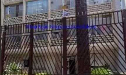 Apartamento 43m², 01 dormitório e 01 banheiro.  Condomínio com portaria 24hrs.  Excelente localização entre as Ruas Guaianazes, Conselheiro Nébias e C