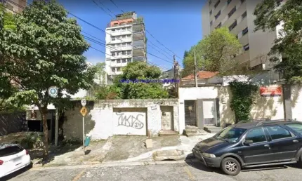 Terreno 610m².  excelente localização á 8 minutos andando para a estação do metrô sumaré; entre as ruas amália de noronha, joão moura e galeno de alme