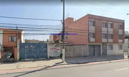 Terreno 320m², 01 banheiro.  Excelente localização entre as Ruas Anhanguera, James Holland e Avenida Rudge.   Todas as informações aqui anunciadas são
