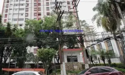 Apartamento 95m², 03 dormitórios, 03 banheiros e 01 vaga na garagem.  condomínio com segurança, portaria e bicicletário.  excelente localização
