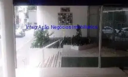 Excelente localização à 10 minutos andando para a avenida paulista e estação do metrô consolação. entre as ruas fernando de albuquerque,