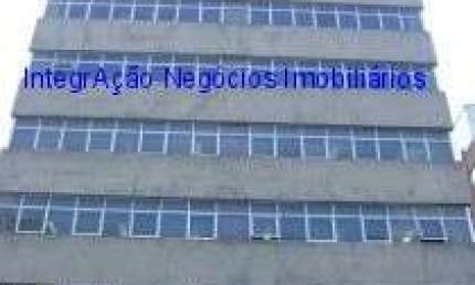 Prédio Comercial 7.775m²; Possui 8 andares com 32 salas e 16 banheiros.  Excelente localização, á 7 minutos andando para a Estação do Metrô República;