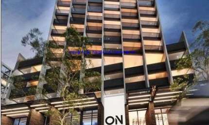 Loja 78,84m², 02 banheiros.  Excelente localização, á 4 minutos andando para a estação do Vila Madalena; Entre as Rua Salto Grande e Avenida Pompéia.