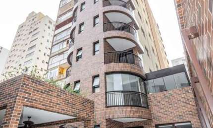 Apartamento 44m², 01 dormitório (sendo suíte), 02 banheiros e 01 vaga na garagem.  Condomínio com portaria, segurança 24hrs, academia, salão de festa,