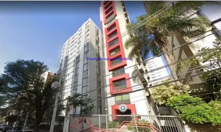 Conjunto comercial 50m², 02 banheiros e 01 vaga na garagem.  condomínio com recepção e segurança 24hrs.  excelente localização entre as ruas itapicuru