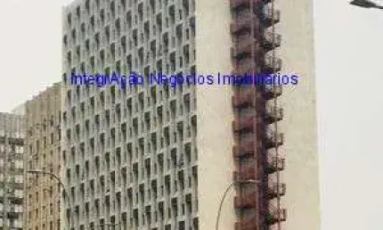 Conjunto comercial 30m², 01 sala, 01 banheiro.   condomínio com segurança 24 horas, bicicletário, chuveiro para banho, em frente a ciclovia