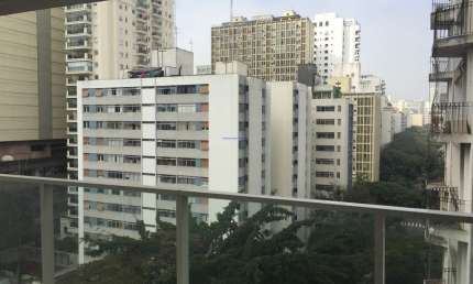 Apartamento 270m², 04 dormitórios (sendo 04 suítes), 04 banheiros e 04 vagas na garagem.
