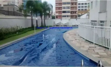 Apartamento 49m², 02 dormitórios, 02 banheiros e 01 vaga na garagem. possui sacada.  condomínio com portaria 24hrs, piscina, academia e salão de festa