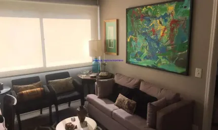 Apartamento mobiliado 40m², 01 dormitório, 01 banheiro e 01 vaga de garagem. cozinha americana, totalmente mobiliado e com móveis planejados.