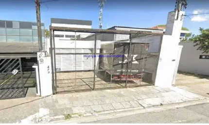 Excelente localização entre as Ruas Henrique de Carvalho, Alvorada e Ribeirão Claro. Próximo a as Avenidas Santo Amaro e dos Bandeirantes.