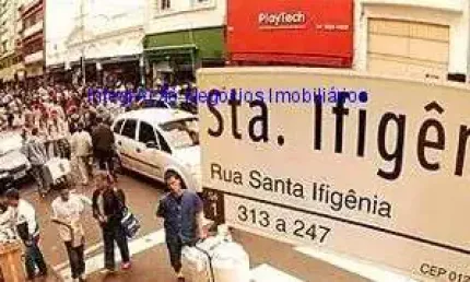 Loja 150mq  com 80 mq no primeiro piso e 70mq no segundo e 01 banheiro.  Ótima localização fica entre as ruas Santa Ifigênia, Rua dos Andradas