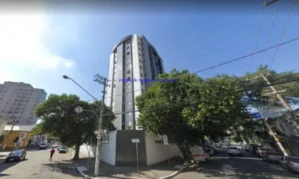 Sala Comercial 40m²,  01 banheiros e 01 vaga na garagem. Excelente localização.