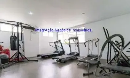 Apartamento 117m², 03 dormitórios (01 suíte) 03 banheiros e 01 vaga na garagem. Andar Alto com vista espetacular, armários nos quartos e cozinha.