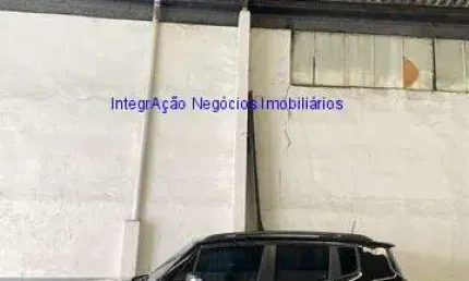 Galpão 393m², 02 escritórios, 02 banheiros e 37 vagas na garagem.   excelente localização á 9 minutos andando para a estação do metrô santa cecília;