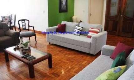 Condominio com portaria e segurança.   Excelente localização, próximo a rua Doutor Homem de Melo.