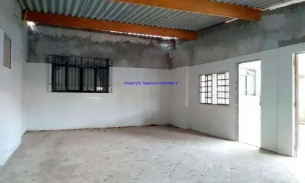 Imóvel para venda na bela vista, casa precisa de reforma com ambientes arejados e ótima distribuição da área interna. localizado em rua tranquila,
