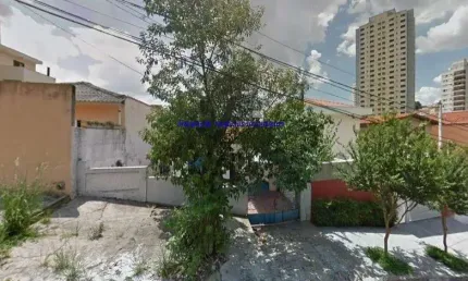 Terreno 213m²; (zona mista - zoneamento permite construção de até 2x a área do terreno)