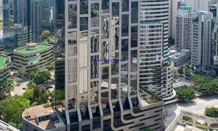 Conjunto Comercial 672,38m², 02 banheiros e 18 vagas de garagem.   Condomínio com Recepção, Segurança 24hrs, Lobby e Ar Condicionado.