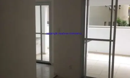 Condomínio com lazer completo, piscina, salão de festas, salão de jogos, sauna com spa, área fitness e espaço gourmet.