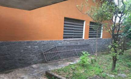 Terreno para investidores, com 506.00 m² de Terreno com 14.50 metros de frente para a Rua principal e com frente para uma outra Via.