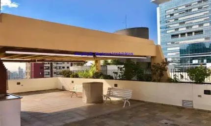 Apartamento 50m², 02 dormitórios sendo 01 suite, 01 banheiro e 01 vaga de garagem.