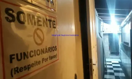 Casa comercial 150m², 6 salas, 4 banheiros. casa com possibilidade de aleração para adequação de diversos ramos. ha negociação