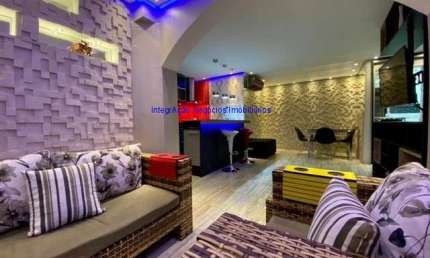 Apartamento 45m², 01 dormitório, 02 banheiros e 01 vaga na garagem.  Condomínio com portaria, segurança 24hrs, piscina, salão de festa, salão de jogos
