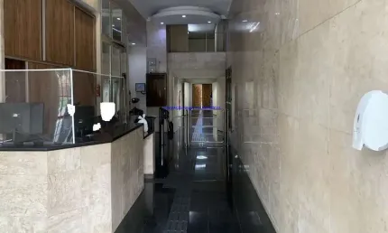 Conjunto comercial 108m², 01 copa, 02 banheiros e 01 vaga de garagem.   condomínio com recepção e segurança.  excelente localização
