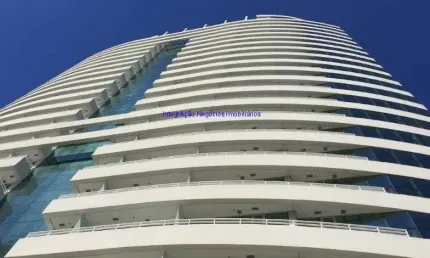 Conjunto comercial mobiliado 38m², 01 banheiro e 01 vaga na garagem.  condomínio com recepção e segurança.  excelente localização á 6 minutos andando