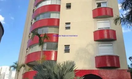 Apartamento 116m², 02 dormitórios (sendo suítes), 04 banheiros e 03 vagas na garagem.  condomínio com portaria, segurança 24hrs, piscina.