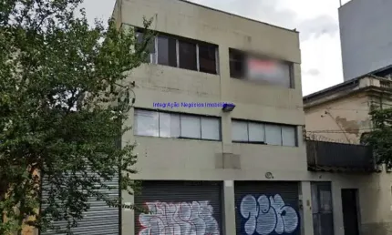 Galpão 1.000m² e 09 banheiros.  Excelente localização entre as Alamedas Barão de Limeira, Glete e Rua Barão de Campinas; Próximo da estação do metrô