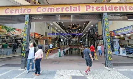 Loja 36m² e 01 banheiro.  excelente localização, á 4 minutos andando para a estação do metrô republica; entre as ruas dom jose de barros, conselheiro
