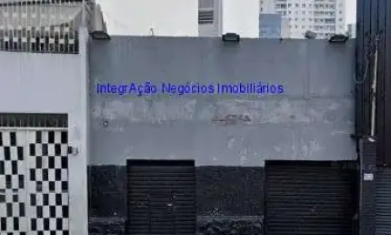 Loja 492m² e 02 banheiros.  Excelente localização á 8 minutos andando para a estação do metrô Consolação; Entre as Ruas Augusta, Matias Aires