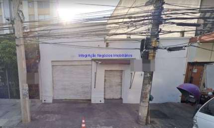 Loja 500m², 01 banheiro.  Excelente localização entre as Ruas Professor João Arruda, Monte Alegre e Alto das Perdizes; Próximo da estação do metrô