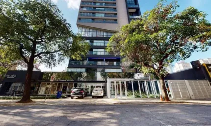 Apartamento studio 28m², 01 dormitório, 01 banheiro e 01 vaga na garagem.  condomínio com portaria, segurança, piscina, salão de festa, salão de jogos
