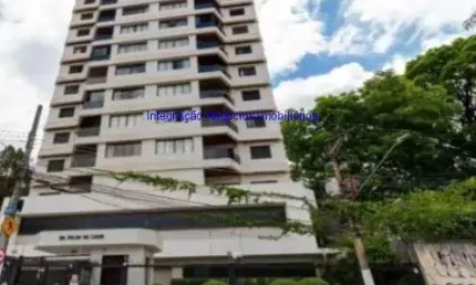 Apartamento COBERTURA MOBILIADA 277m², 04 dormitórios, 03 banheiros e 03 vagas de garagem.  Condomínio com portaria , piscina, academia