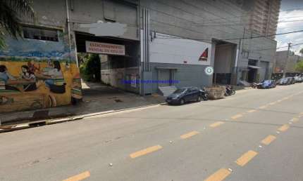 Prédio Comercial 3671 m², 03 banheiros.   Excelente localização próximo das Avenidas Doutor Gastão Vidigal e Cardeal Santiago Luís Copello; Próximo da
