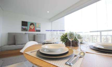 Apartamento 57m², 01 dormitório (sendo suíte), 01 banheiro e 01 vaga na garagem.  Condomínio com portaria, segurança 24hrs, piscina, piscina infantil,