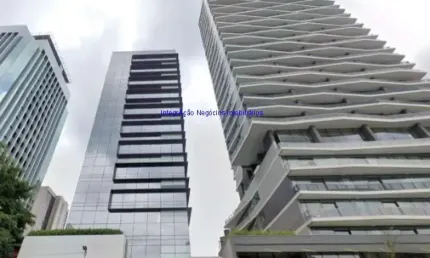 Conjunto comercial 635m²,  05 banheiros e 12 vagas na garagem.  condomínio com recepção e segurança.  excelente localização