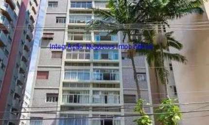 Apartamento 104m², 02 dormitórios, 01 banheiro e 01 vaga na garagem.   Condomínio com portaria, segurança 24hrs e área verde.  Excelente localização